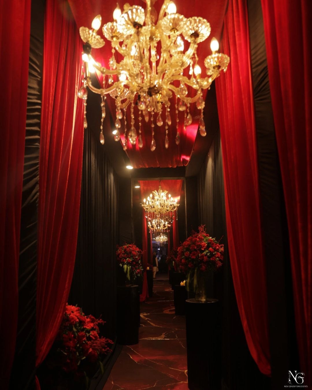 Bespoke Royal Celebration Showcase #05